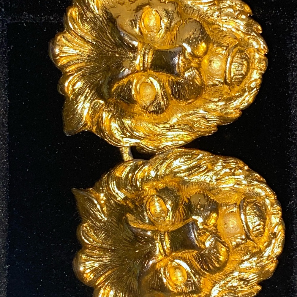 *RARE* Vintage Interlocking Lion Head Belt Buckle by Dotty Smith